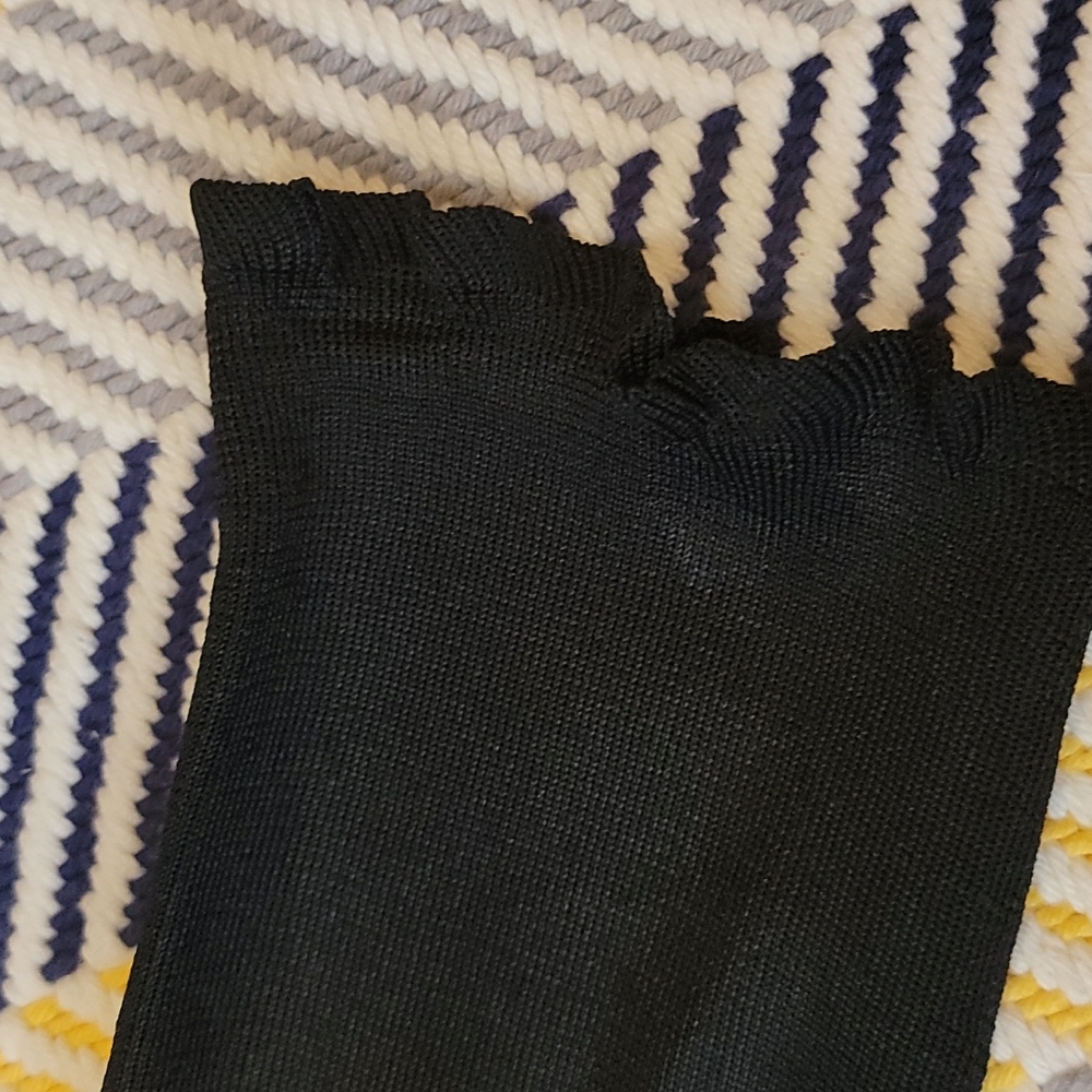 Black Ruffled Cardigan ‼️ - Picture 4 of 6